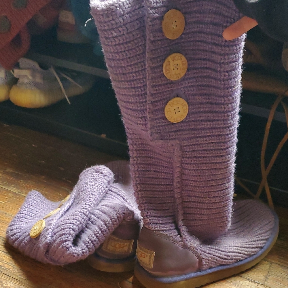 UGG Lavender Knit Boots with Bailey Buttons.  Vintage rare color